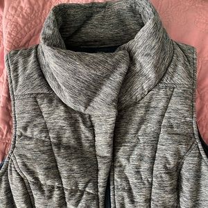 North Face vest-small